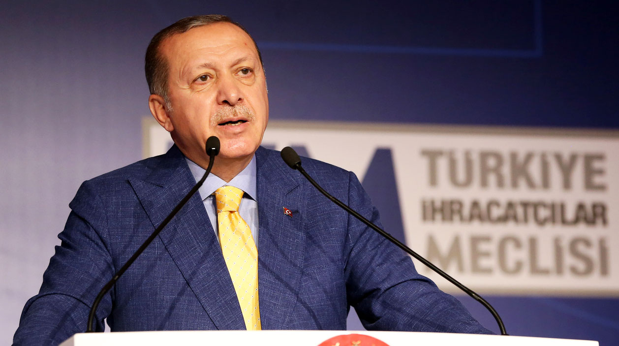 Во время празднования Ураза-байрам Эрдогану стало плохо undefined