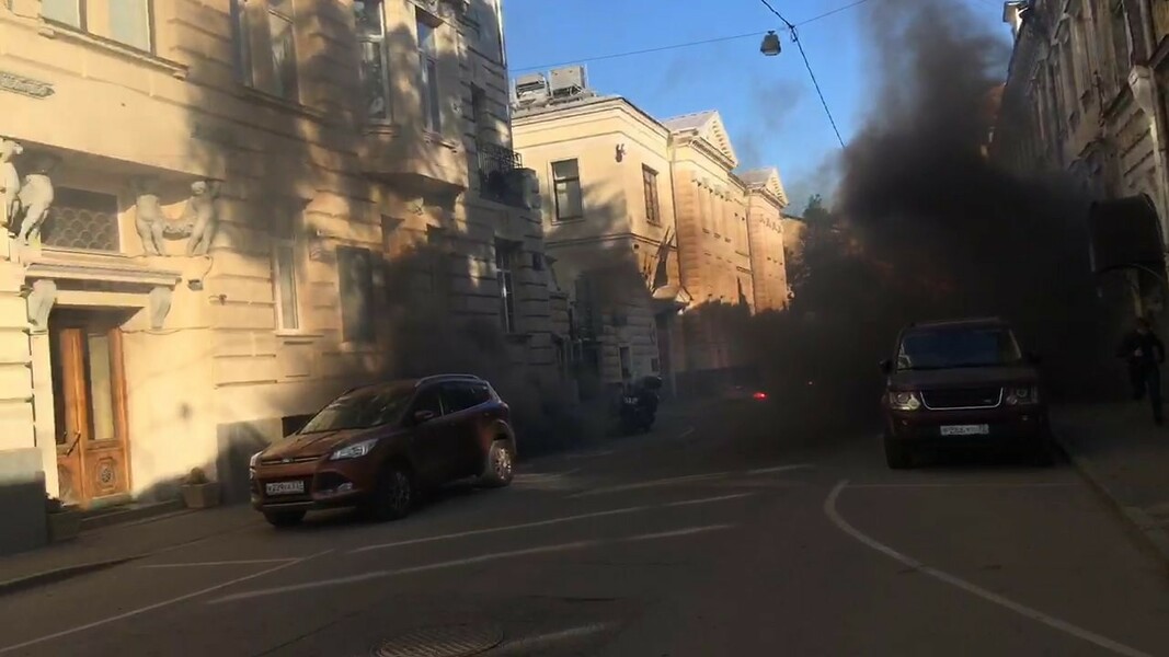 На посольство Латвии в РФ совершено нападение — Ринкевич На посольство Латвии в РФ совершено нападение — Ринкевич