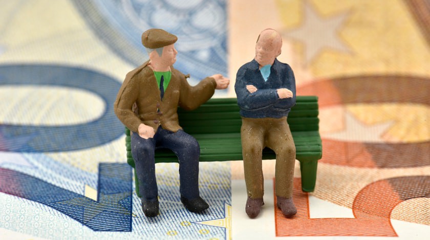 СМИ узнали о трех вариантах повышения пенсионного возраста в России