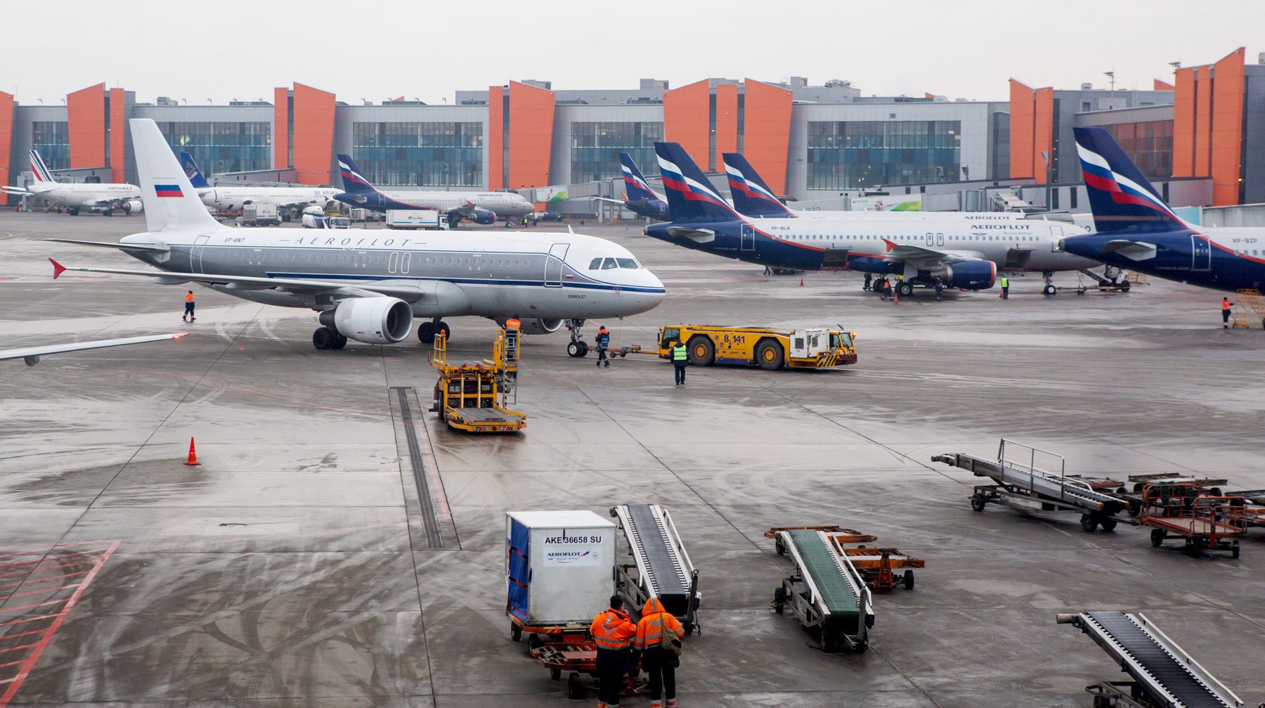 Dailystorm - Бездоходный полет: российские авиакомпании показали миллиардные убытки