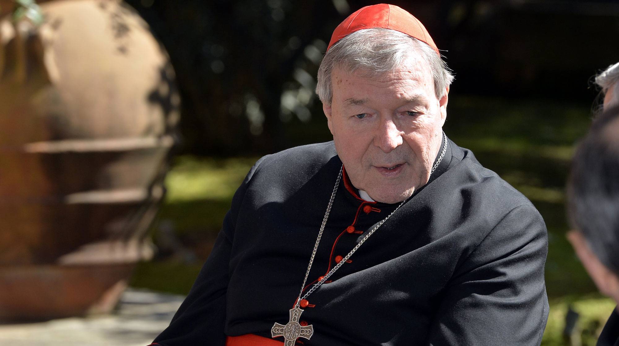 Dailystorm - Кардинала Ватикана обвинили в пособничестве педофилии