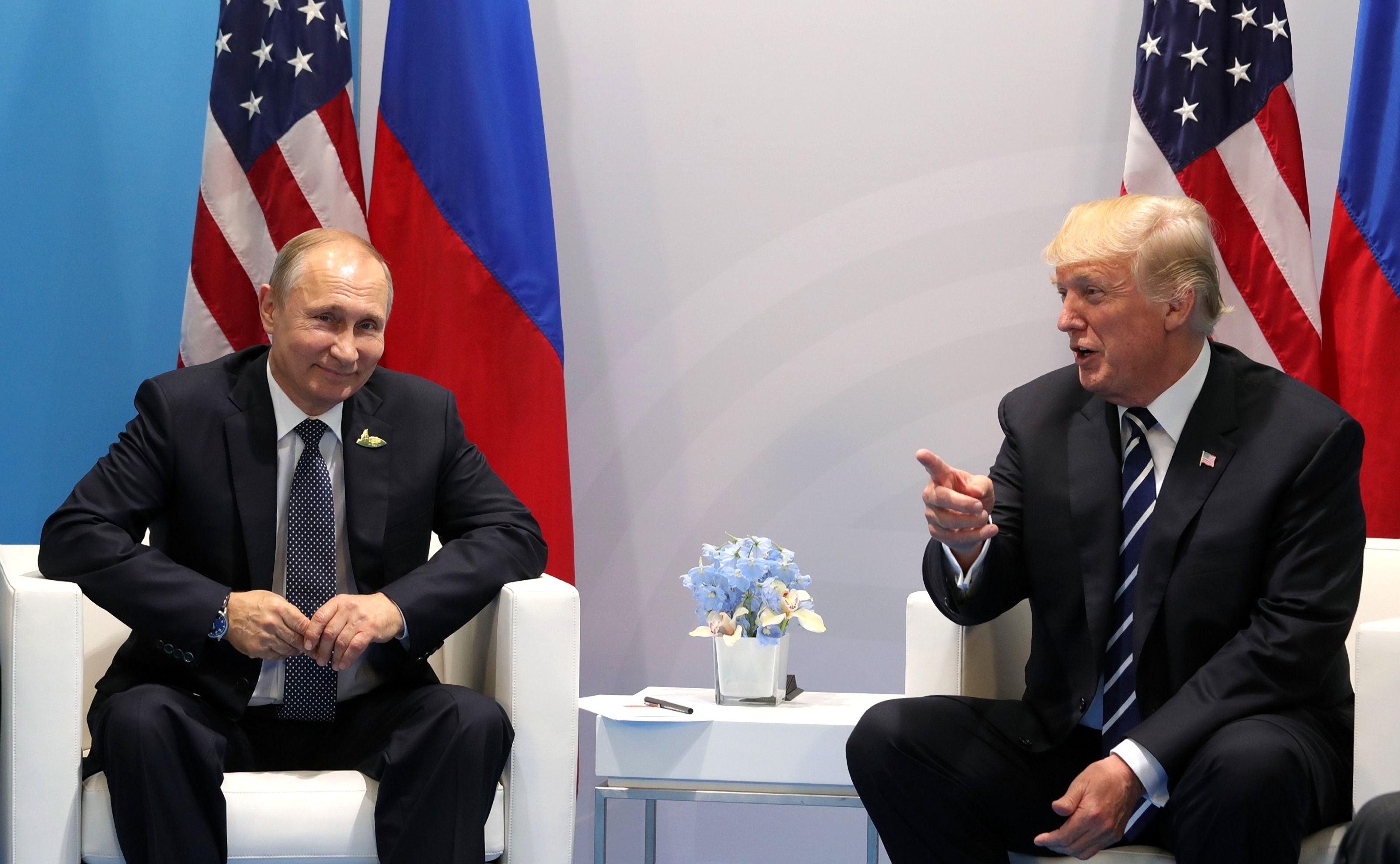 Dailystorm - Уважаемый господин президент. Путин встретился с Трампом