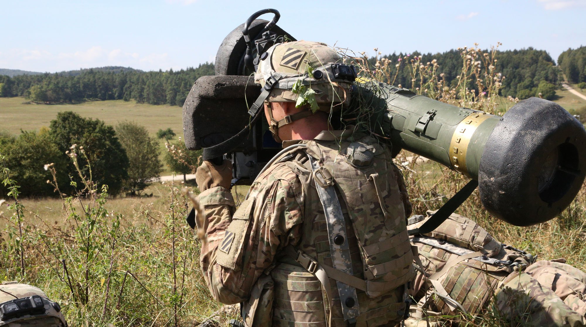 Dailystorm - Пентагон и Госдеп разработали план поставки противотанковых «Джавелинов» Украине