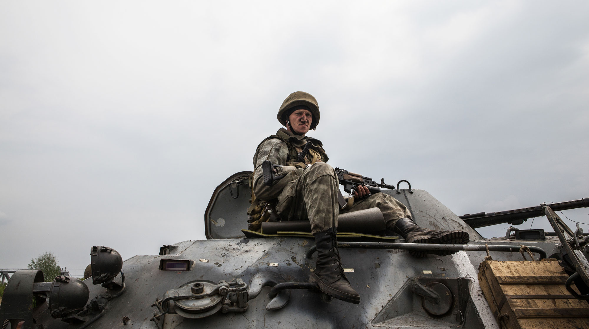 Политолог Дмитрий Родионов — о том, почему Украина за три года так и не смогла создать боеспособную армию undefined