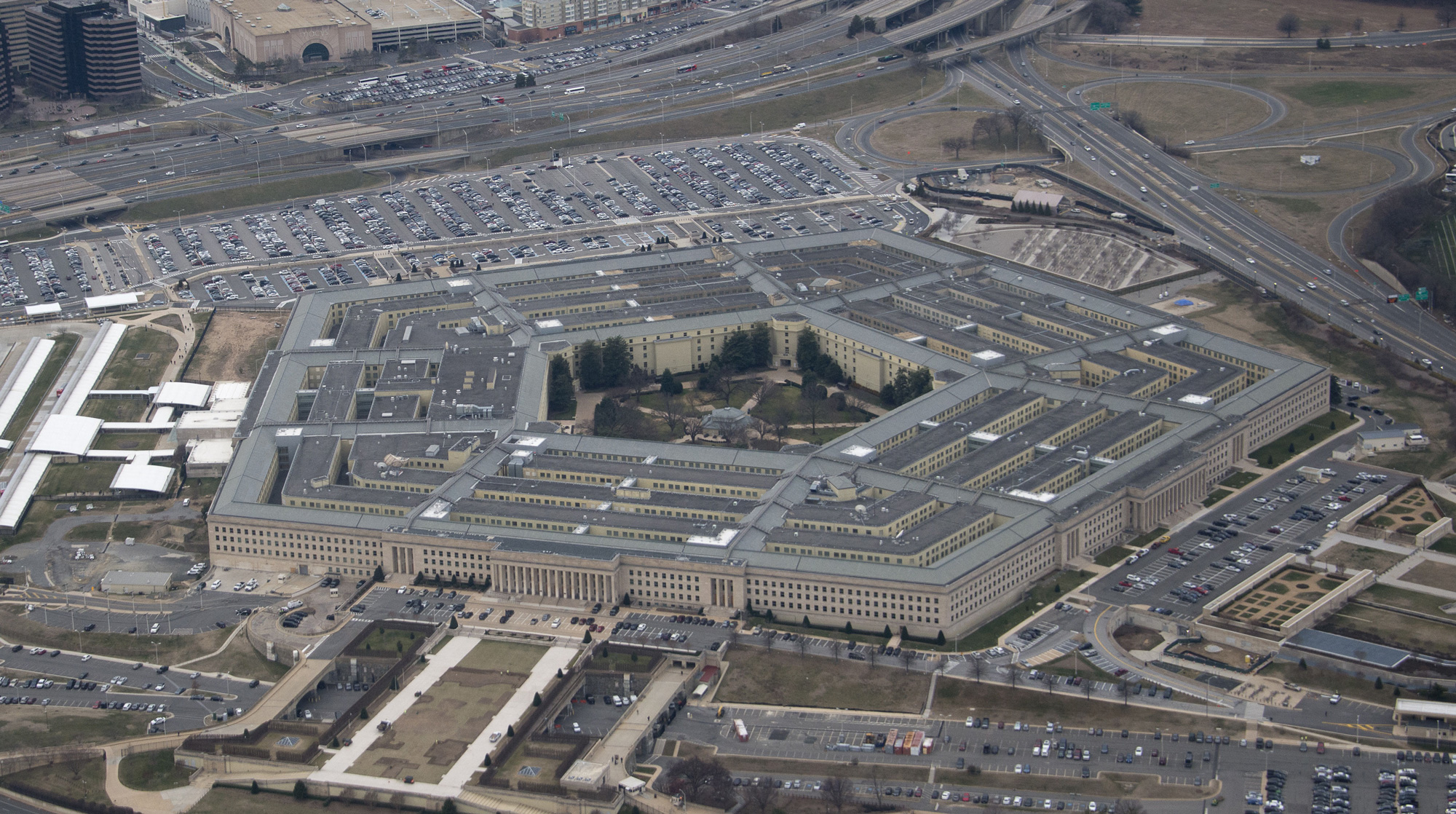 Военное ведомство США разработало план бомбардировки позиций боевиков с помощью дронов undefined