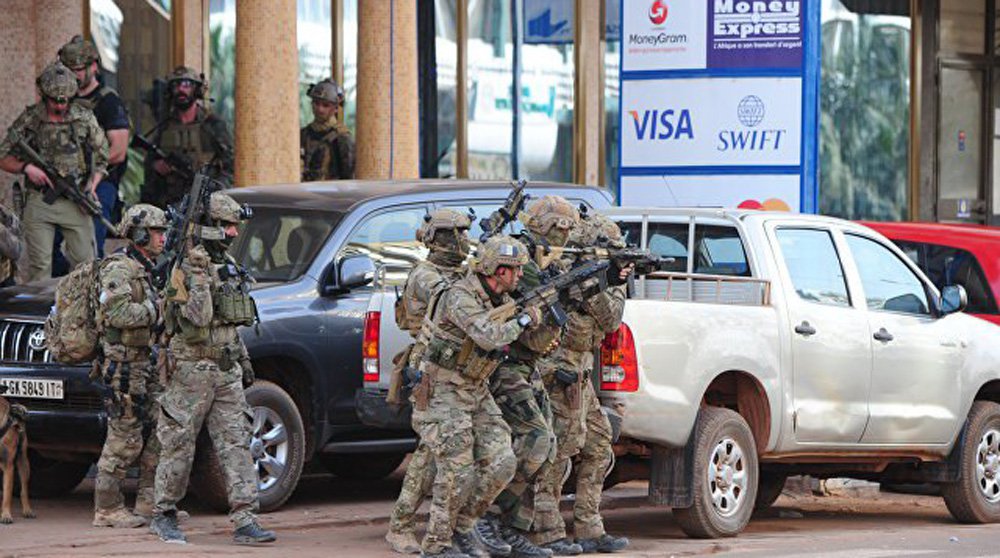 Dailystorm - Трое боевиков расстреляли посетителей кафе в Буркина-Фасо