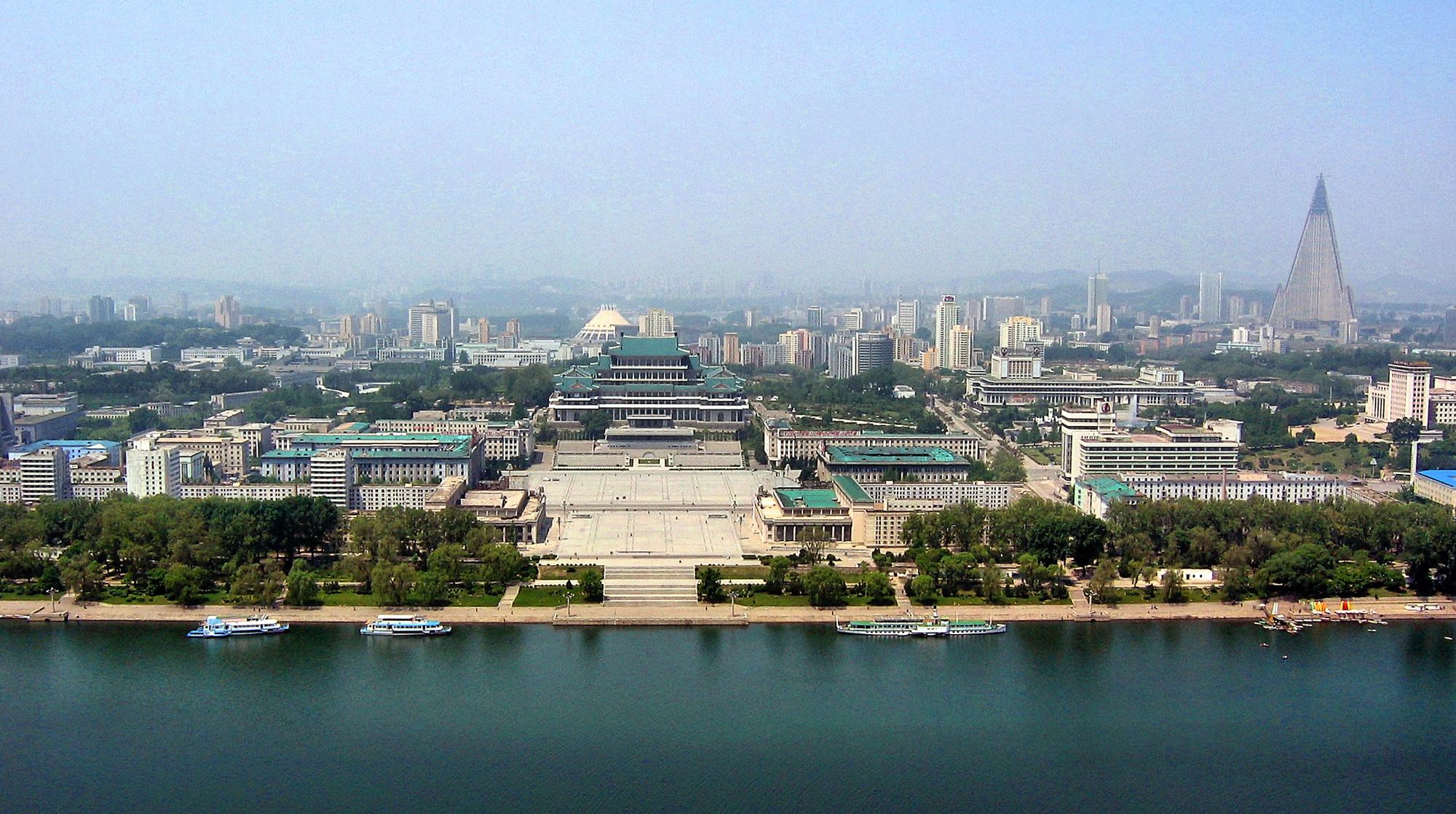 Северная Корея открыла в России первое официальное туристическое агентство undefined