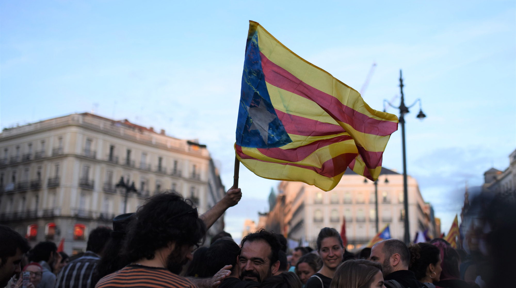 Ассанж назвал противостояние властей Испании и Каталонии первой интернет-войной undefined