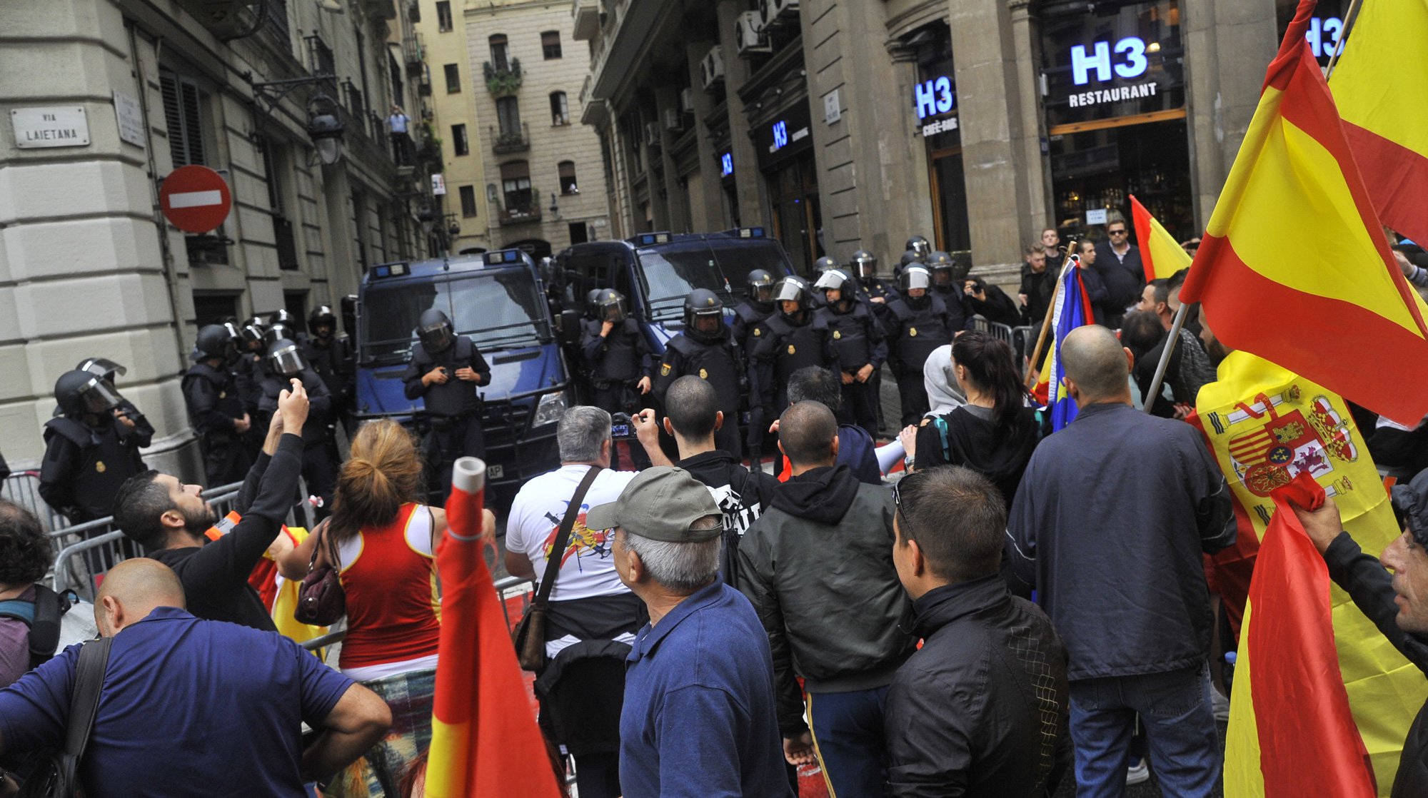 Dailystorm - Европа осудила референдум в Каталонии и жестокость испанской полиции