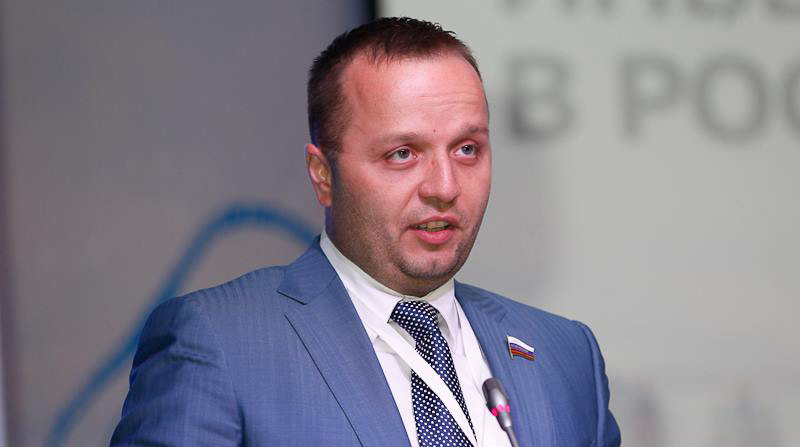 Константин Добрынин обвинил депутата Госдумы в нарушении уголовного законодательства undefined