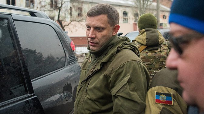 Александр Захарченко добавил, что в ДНР восприняли отказ Украины принять закон об особом статусе Донбасса как нежелание выполнять Минские соглашения