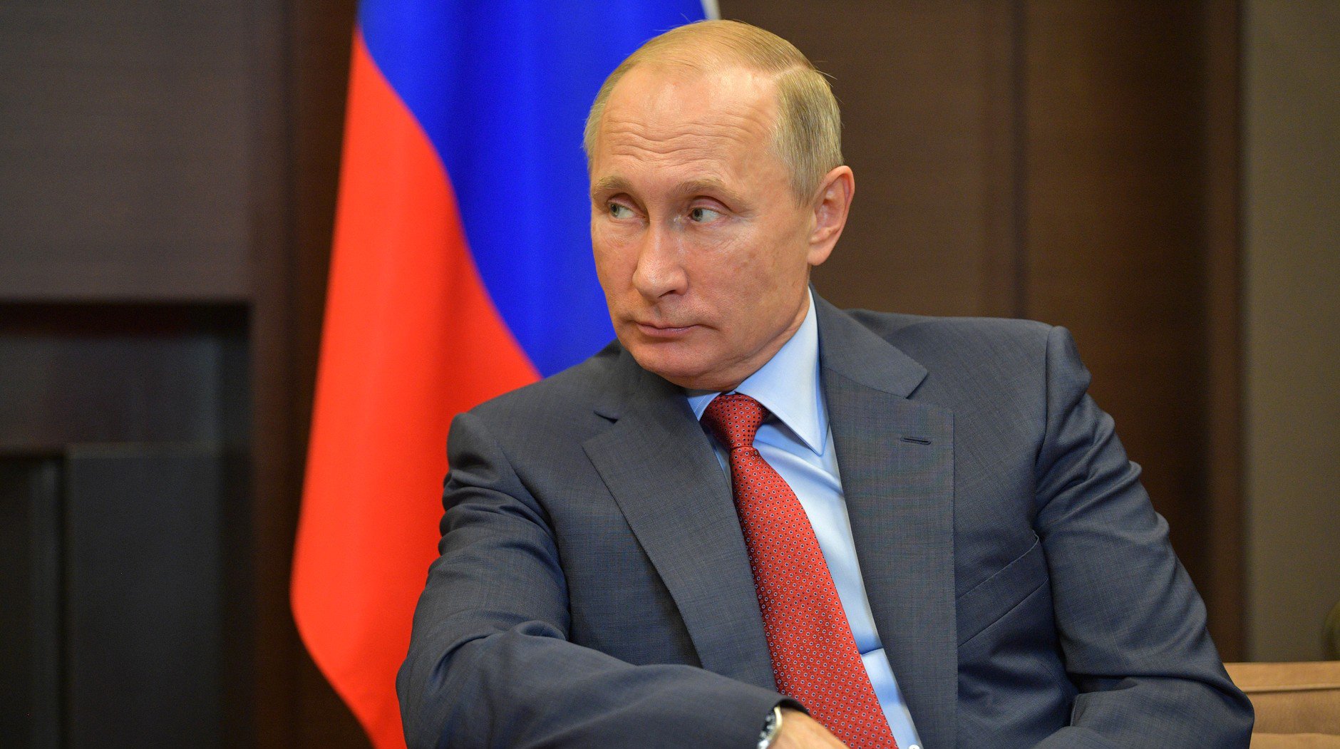 Dailystorm - Путин продлил указ о снижении своей зарплаты на 10%