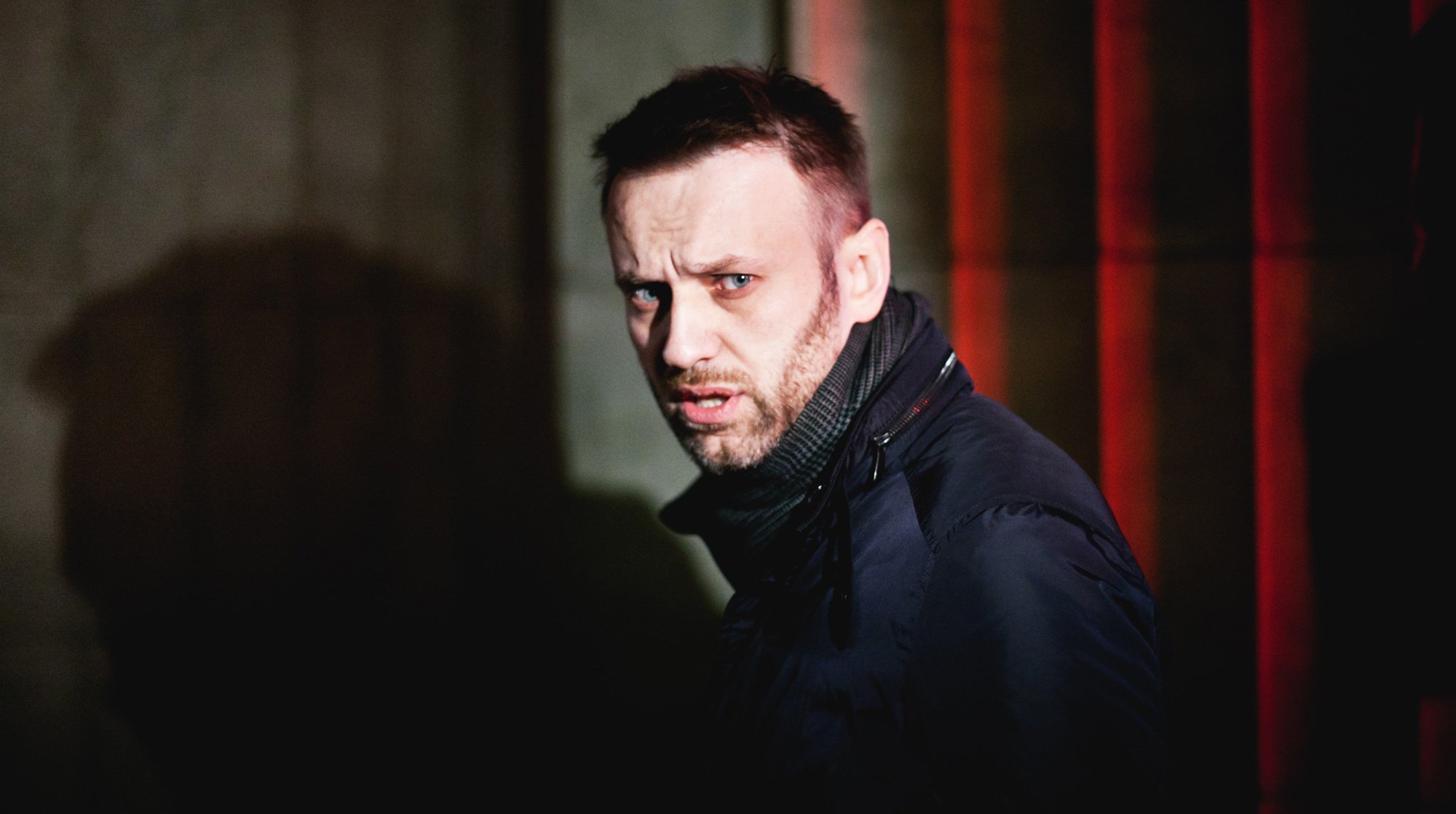 Dailystorm - Навальный бегает от мужчин, чувства которых он задел