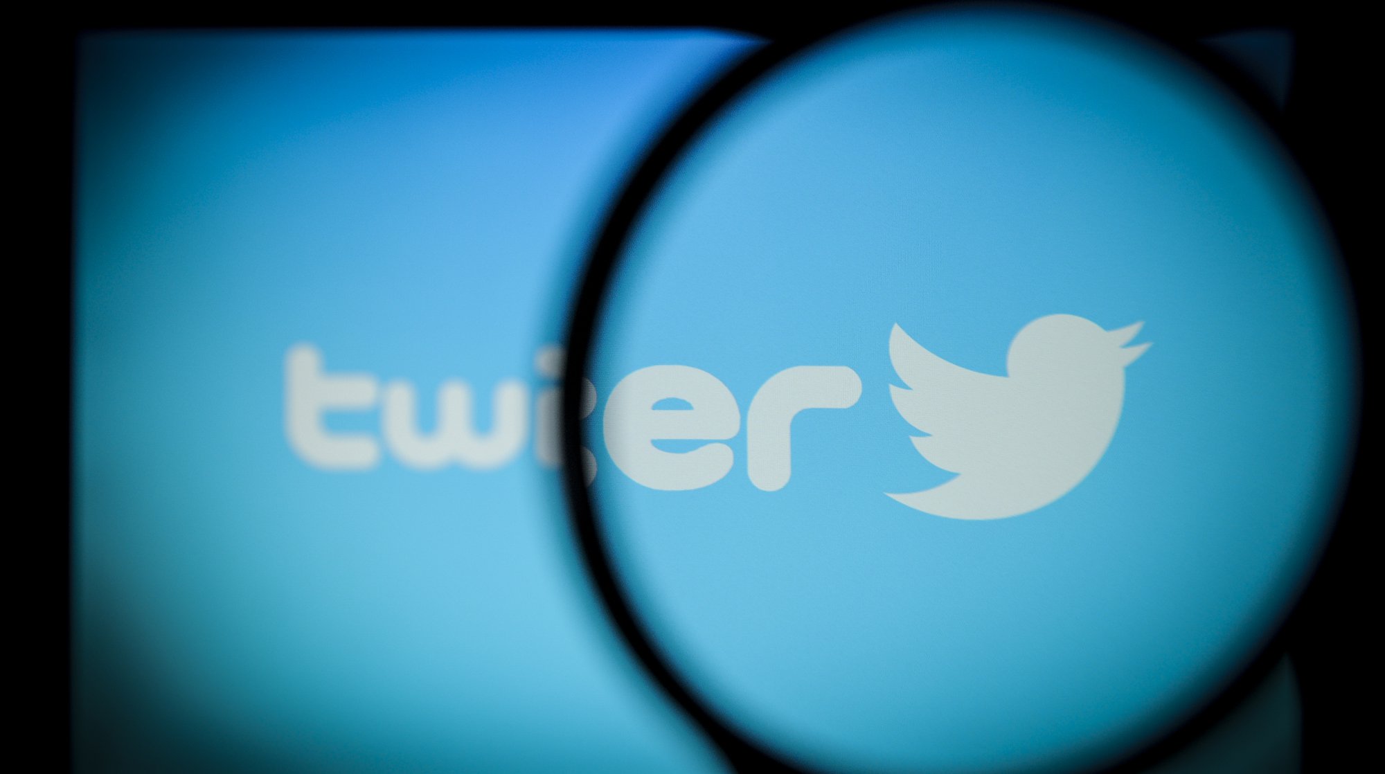 Dailystorm - В МИДе предположили, что Twitter лишил RT рекламы под давлением