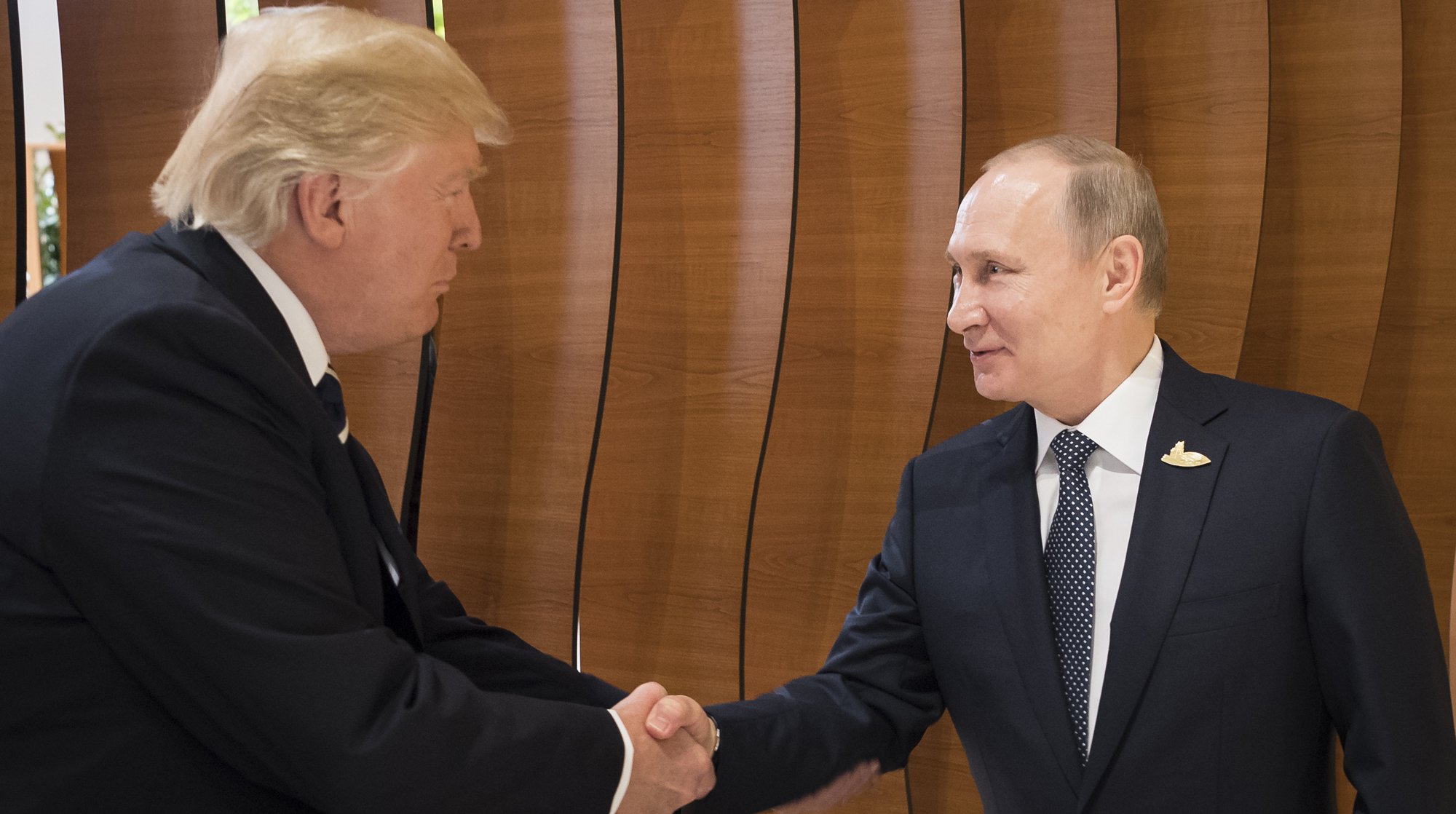 Dailystorm - На официальной встрече Путин и Трамп обсудят вопросы Сирии и КНДР