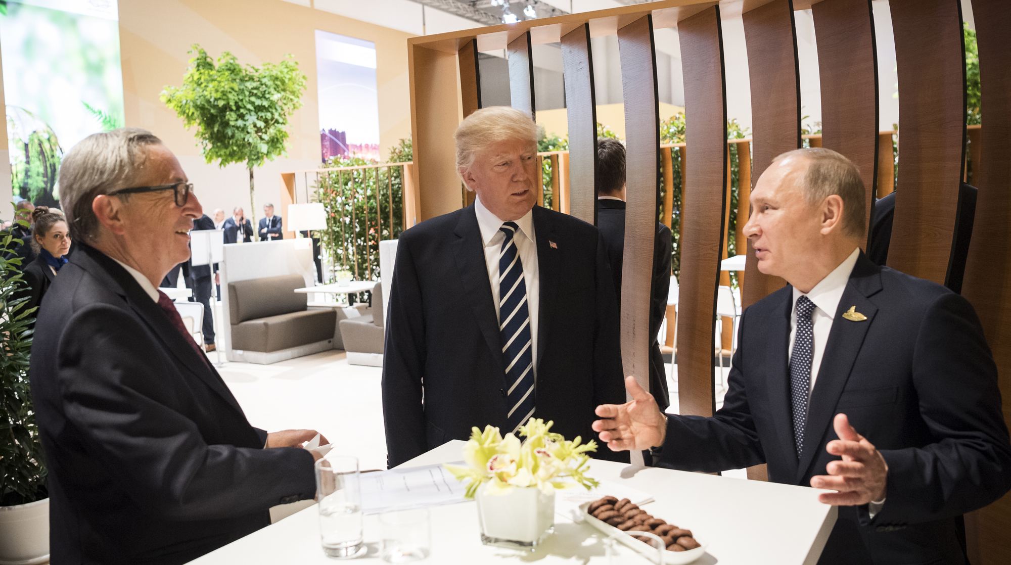 В Кремле заявили, что осталось лишь выбрать время для переговоров, в Белом доме пока не приняли решение о дате Фото: © GLOBAL LOOK press/Steffen Kugler