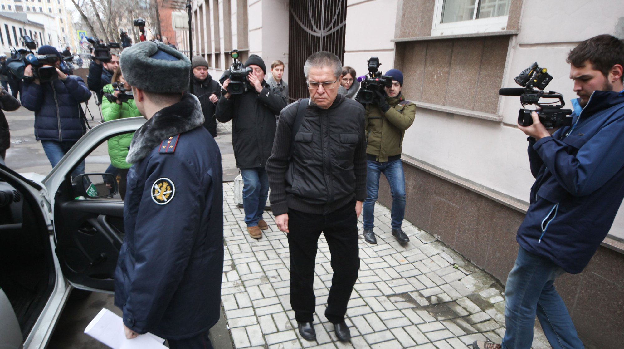 Dailystorm - В «Роснефти» объяснили неявку Сечина в суд по делу Улюкаева