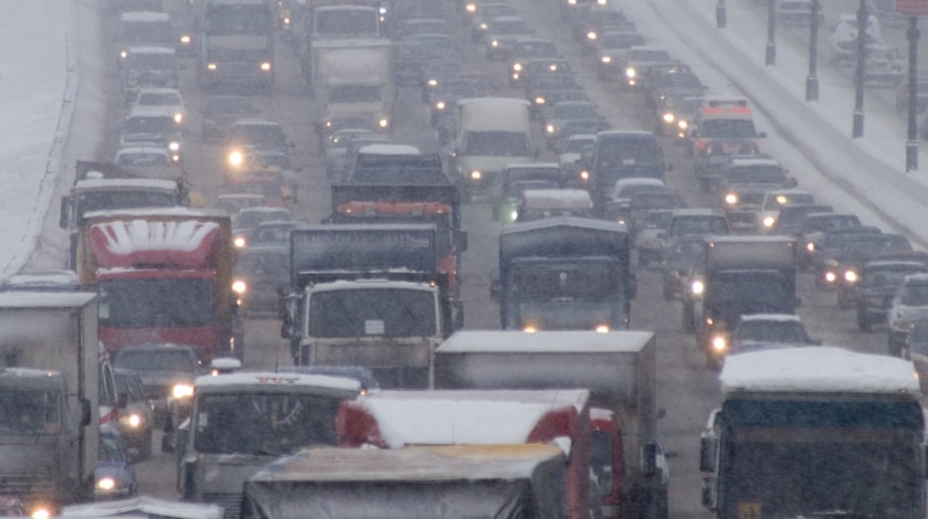 Роспотребнадзор проведет заборы воздуха в девяти округах столицы после жалоб москвичей Фото: © GLOBAL LOOK press