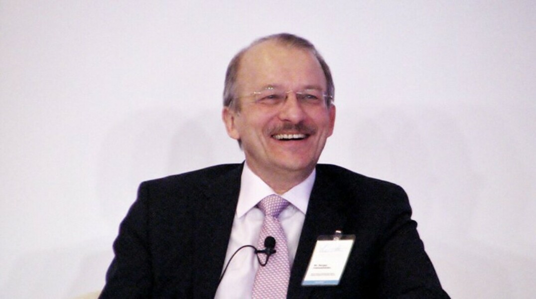 Экс-замминистра финансов Алексашенко поймали на контрабанде орденов — Daily Storm