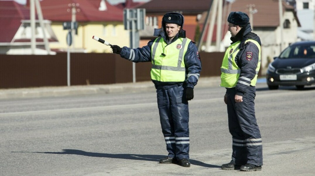 Сотрудников ГИБДД обязали возвращать водителя к машине после теста на алкоголь — Daily Storm
