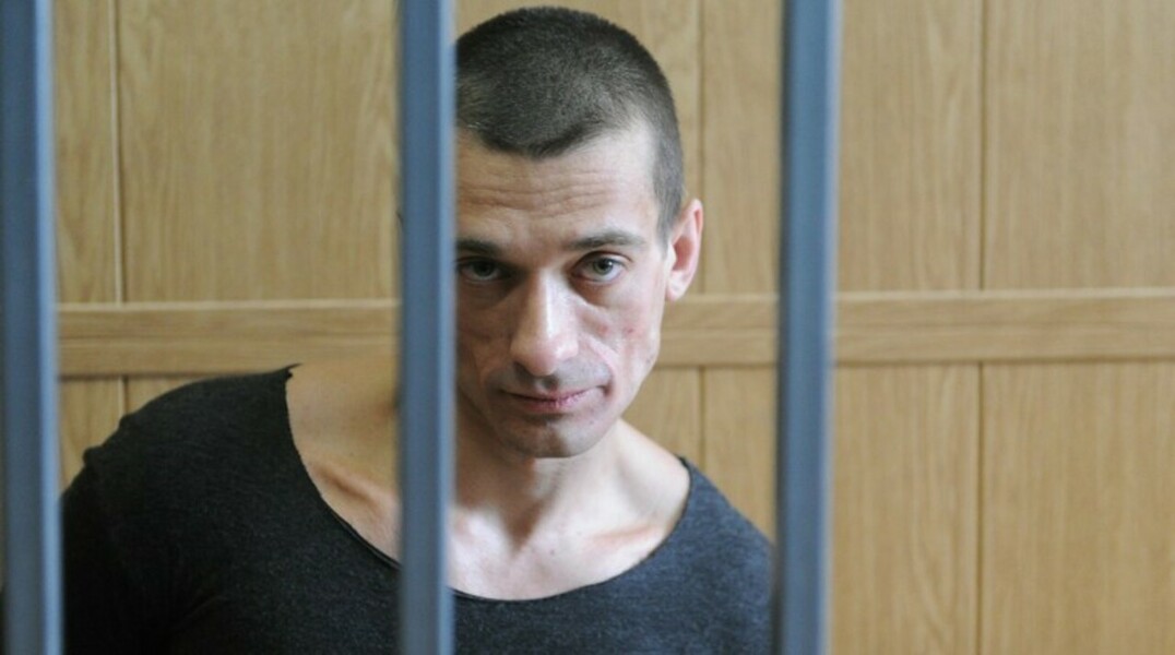 Павленский написал письмо в Россию из французской тюрьмы — Daily Storm