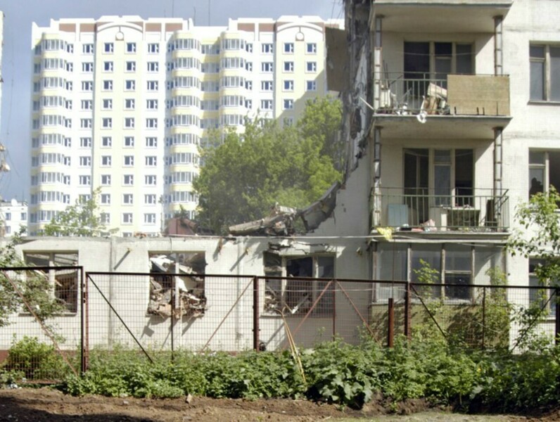 Нижняя палата парламента во втором чтении приняла законопроект о сносе московских пятиэтажек.
