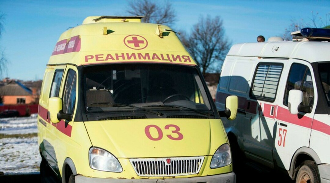 На 702-м километре трассы «Байкал», пассажирский автобус съехал в кювет и перевернулся