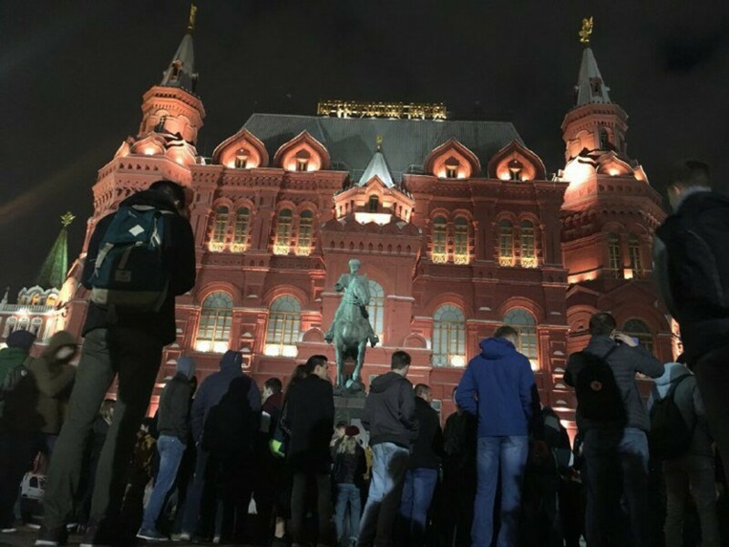 Митингующие переместились на Чистые пруды, где планируют устроить акцию Оккупай Абай