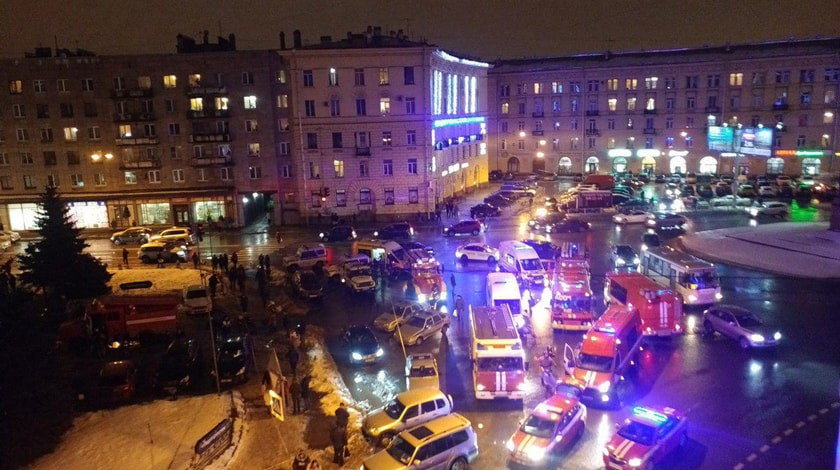 Dailystorm - Взрыв в камере хранения супермаркета произошел в Петербурге