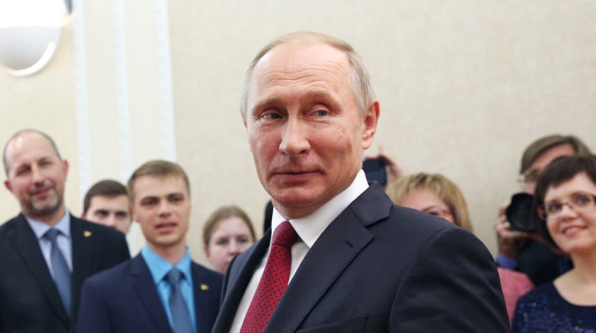Владимир Путин лично приехал в Центризбирком Фото: © Агенство Москва/Зыков Кирилл