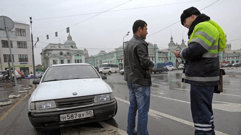 Сокращение не затронет работников, принимающих экзамены на водительские права Фото: © Агентство Москва/Ермаков Дмитрий