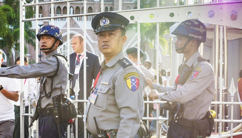 На этот раз от столкновения с властями пострадали буддисты Фото: © GLOBAL LOOK press/Jack Kurtz