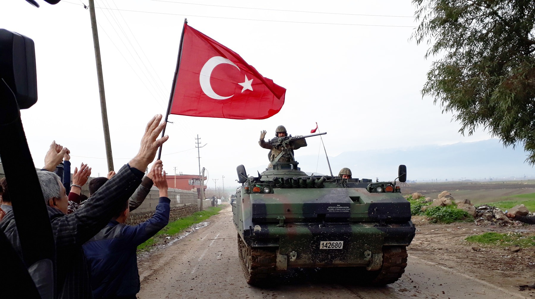 Dailystorm - Символ мира: Турция начала военные действия в Сирии