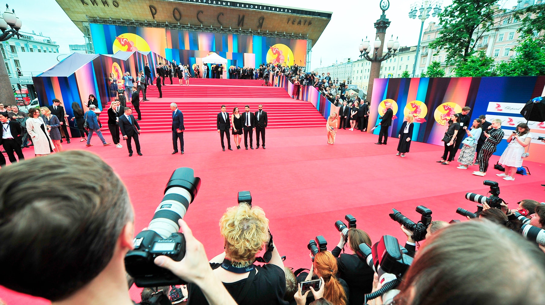 Московский международный кинофестиваль едва не лишился Российских программ Церемония закрытия 39-го Московского Международного кинофестиваля
