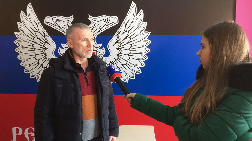 Алексей Журавлев, который часто посещает самопровозглашенные республики, заявил, что попасть под минометный огонь — это «обычное дело» undefined