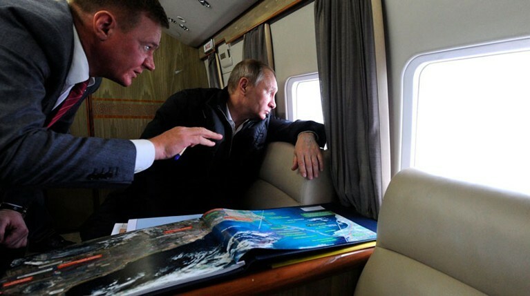 Путин приехал на Крымский мост — Daily Storm