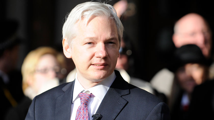 Создатель WikiLeaks посчитал публичное заявление британского премьера «предсказуемым» Фото: © GLOBAL LOOK press