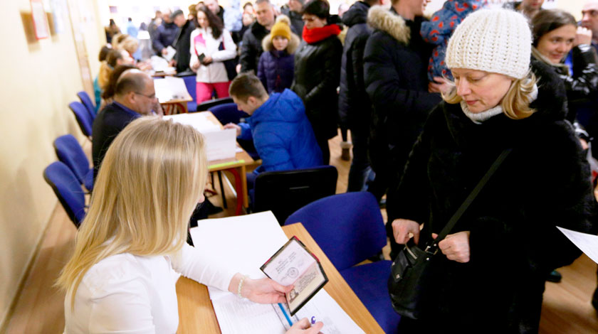 Зафиксированных нарушений на избирательных участках крайне мало Фото: © Агентство Москва/Зыков Кирилл