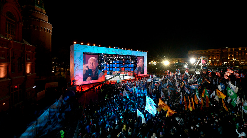 Президент выступил на Манежной площади в Москве на митинге-концерте «Россия. Севастополь. Крым» Фото: © kremlin.ru