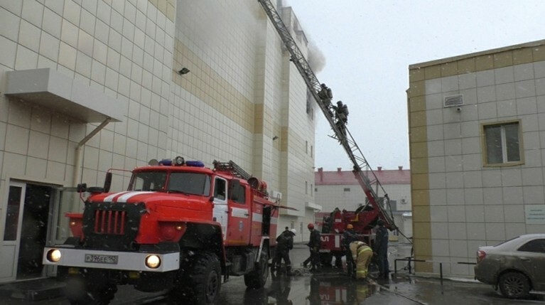 Появилось видео момента возгорания в ТЦ «Зимняя вишня» — Daily Storm