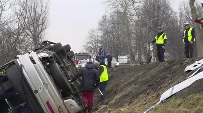 Dailystorm - Автобус с российскими туристами перевернулся в Польше