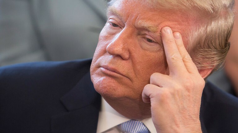 Трамп назвал мемуары Джеймса Коми «фейком» — Daily Storm