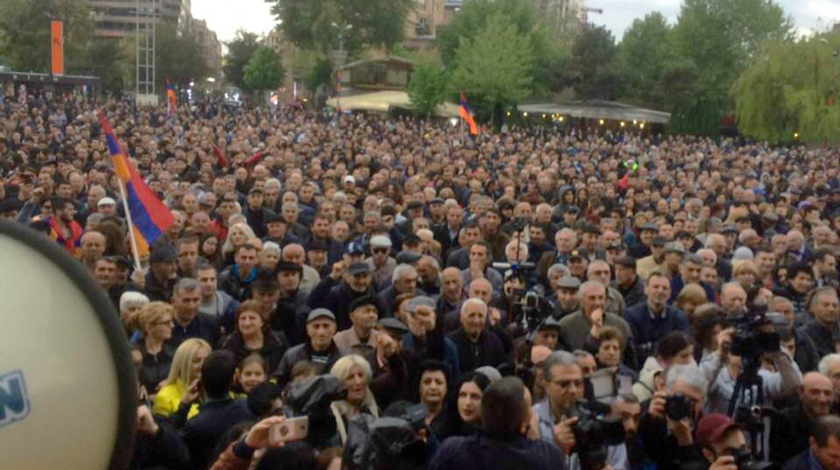 Оппозиция надеется не допустить назначение экс-президента Армении 17 апреля премьер-министром Фото: © t.me/tv360ru