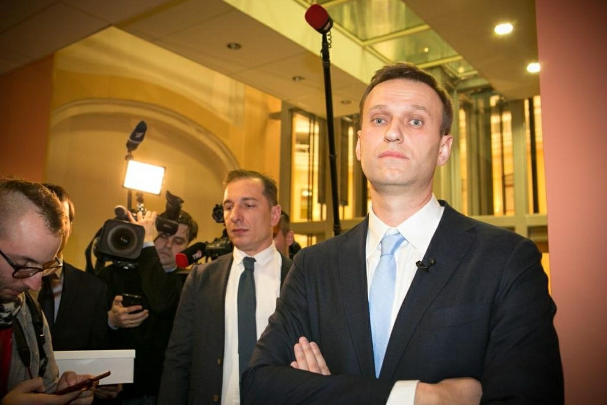 Dailystorm - Штабы Навального просят власти разрешить акцию «Путин нам не царь»