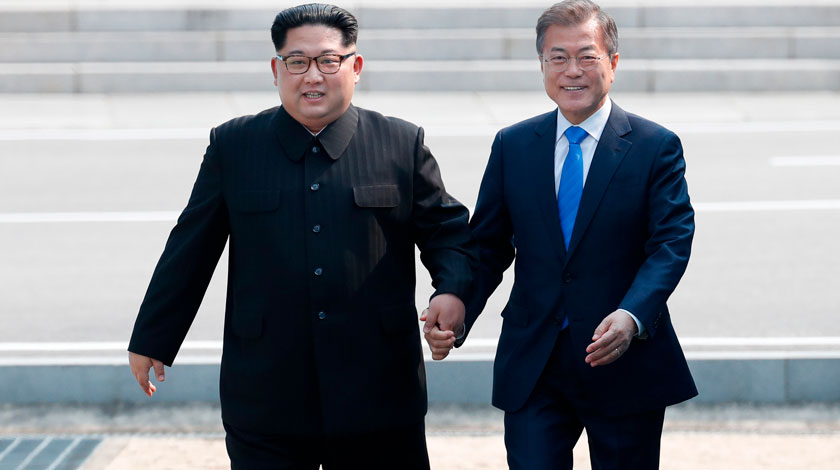 27 апреля лидеры КНДР и Южной Кореи подписали декларацию о восстановлении отношений между странами Фото: © GLOBAL LOOK press/Xinhua