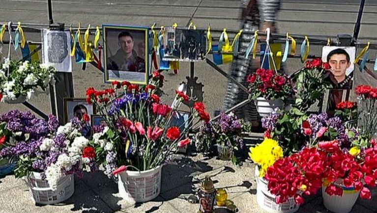 Одесситы почтили память погибших в Доме профсоюзов — Daily Storm