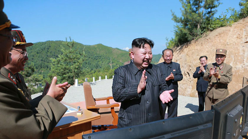 Президент США собирается убедить северокорейского лидера ликвидировать ядерное вооружение КНДР Фото: © GLOBAL LOOK press/kcnawatch