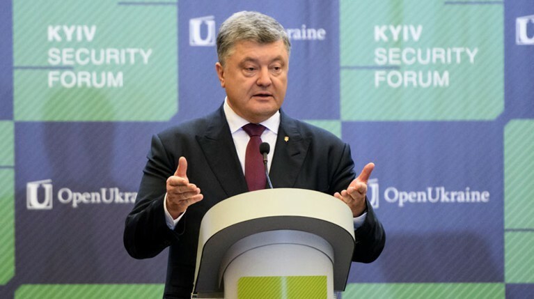 Порошенко заявил о «горячей войне» с русскими в Донбассе — Daily Storm