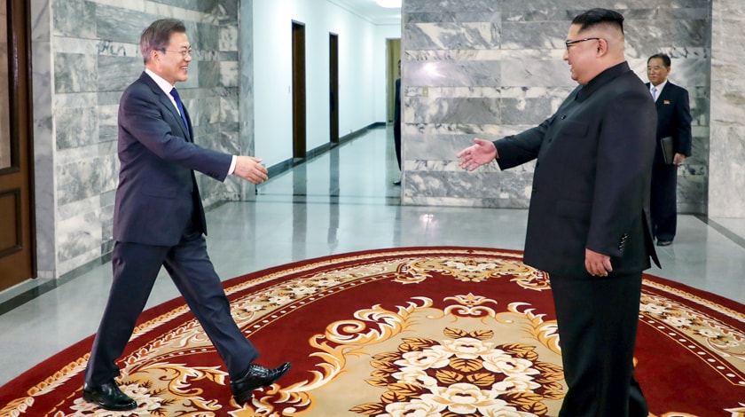 Внезапные переговоры могут быть вызваны сомнениями в организации саммита КНДР—США Фото: © GLOBAL LOOK press/The Blue House