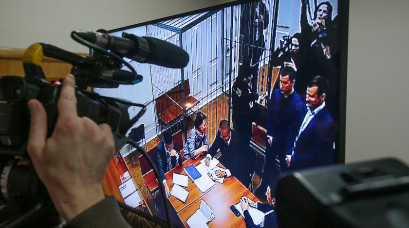 15 ноября 2016 г. Министр экономического развития РФ А.Улюкаев в Басманном суде